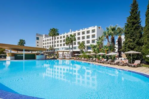 AP Maria Nova Lounge - Adults Friendly