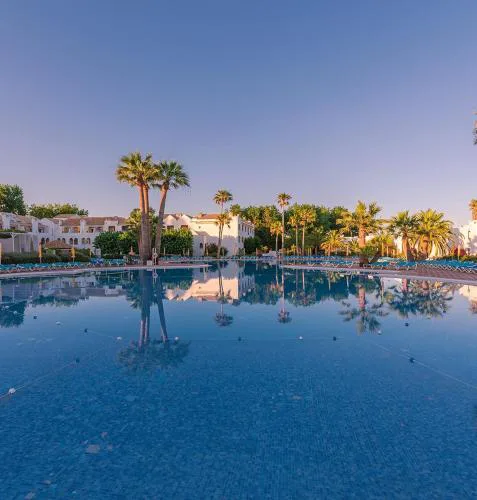 Resort house with Pools and Private beach