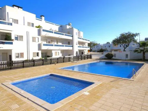 Spacious 2-bed Apartment Santa Luzia Fishing Village Free Parking Walk to Praia do Barril
