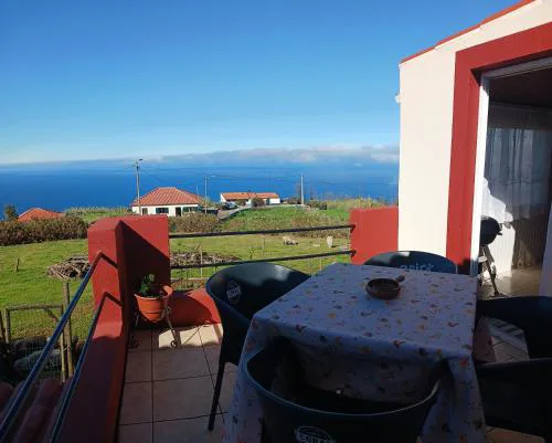Achadas da Cruz Farm House