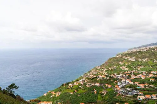 Ana's View, cozy apartment, AC, sea view & parking