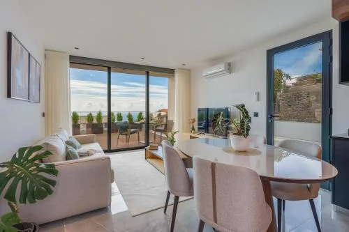 BHF Residences Luxe Sunset