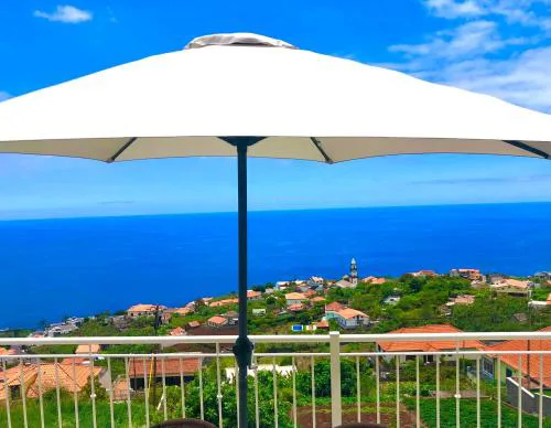 Casa Neves three bedrooms and fantastic sea view