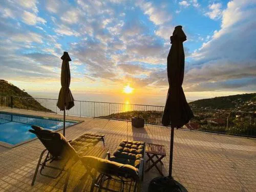 Shangri Sol - Holiday house