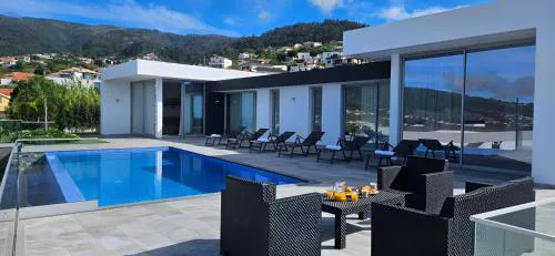 Villa Matias - Private pool and family comfort