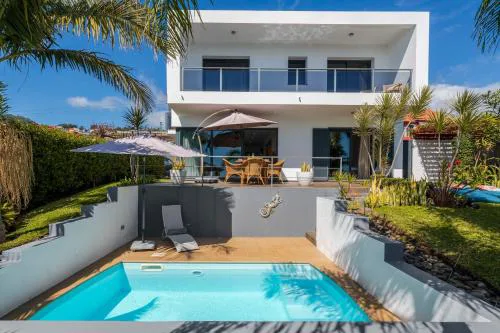 Villa Hibiscus by An Island Apart