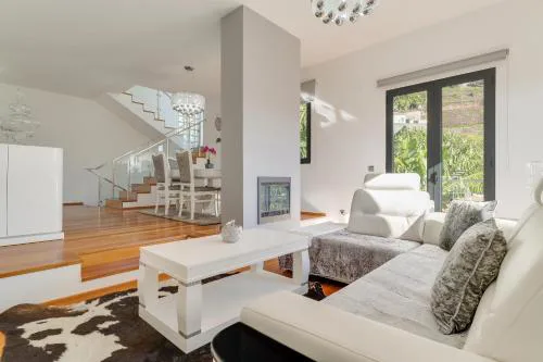 Countryside Charm House by Holiday Rental Madeira