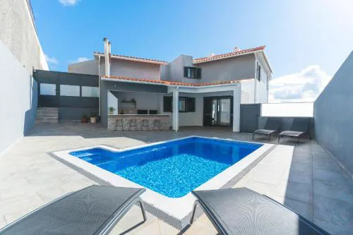 Breeze House 1 by Atlantic Holiday