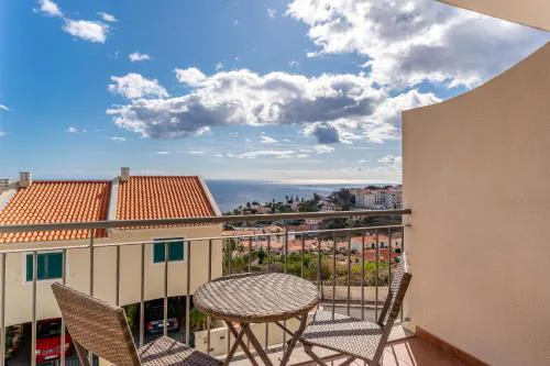 Garajau View Apartment by Holiday Rental Madeira