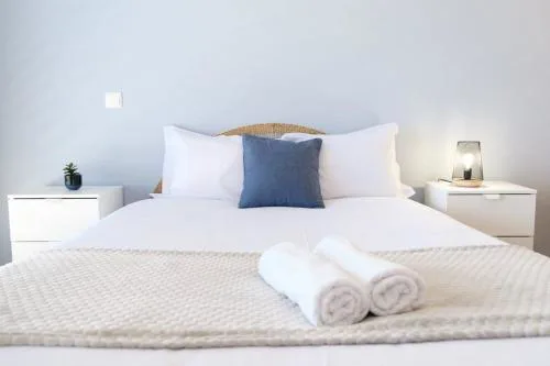 GuestReady - Charming Caniço Retreat