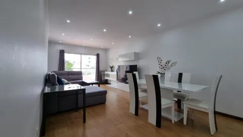 Lexus Apartment - Garajau