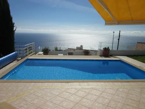 Villa Hansen in Funchal suburb - Cristo Rei
