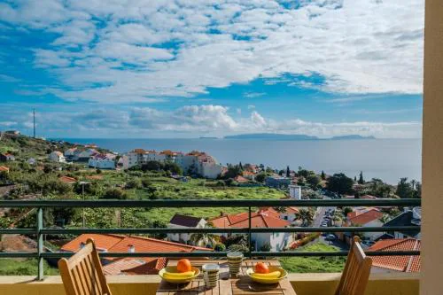 Vista Mar - Modern Sea Views In Caniço de Baixo