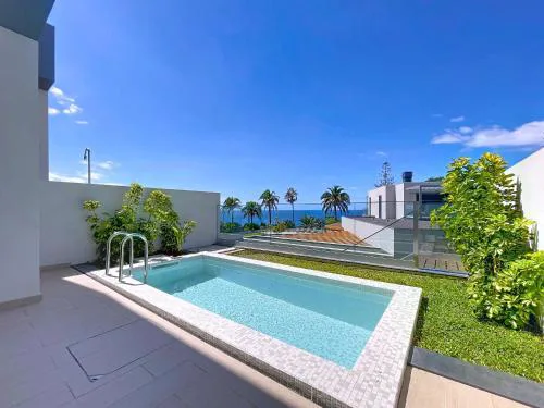 Acqua Beach by Atlantic Holiday