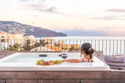 Ajuda I - Penthouse by Pausa Holiday Rentals