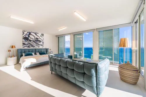 Barreirinha Suite Top Floor by Holiday Rental Madeira