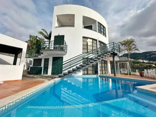 Blue Horizon House