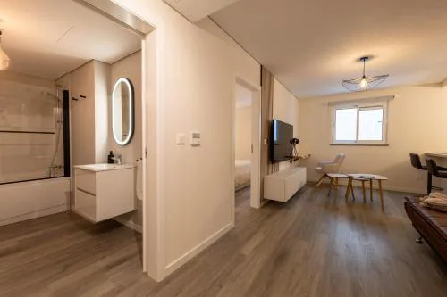 City Center Apartment with Parking - 2stay