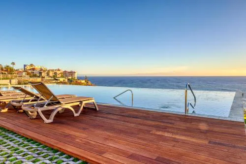 Funchal Acqua Blue 3O, a Home in Madeira