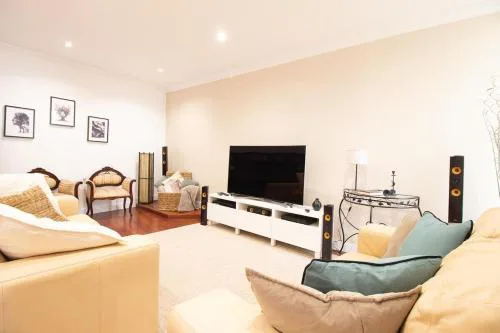 Funchal Terrace House