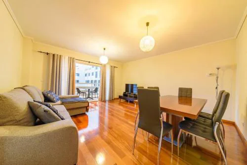 Gorete Apartment 3 by Mth
