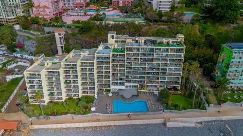 Hip Heaven Apartment on Beach
