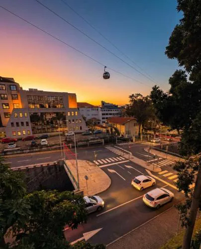 House in the Heart of Funchal with big balcony