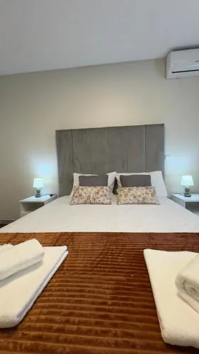 LA VIE Center Flat