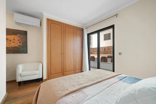Lido Retreat Apartment