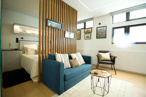 Modern Studio with Kitchen & Secure Parking in Funchal