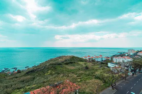 Ocean View Apartment in Caniço de Baixo