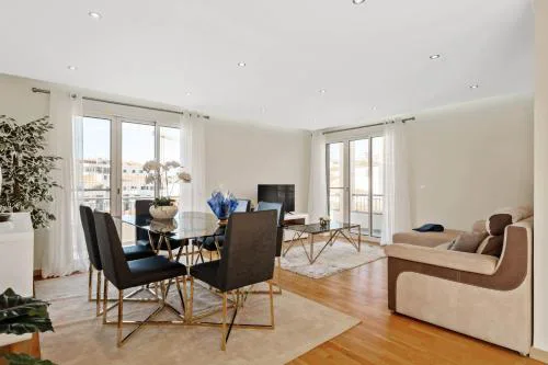 Penthouse Prestige by Homie