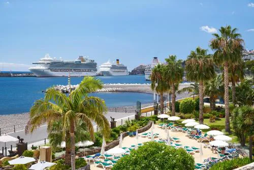 PortoBay Santa Maria - Adults Only