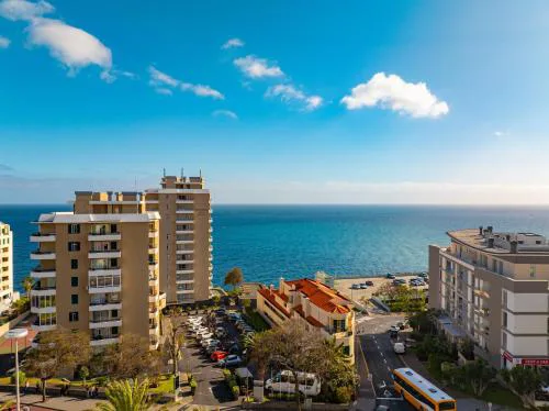 Two Bedroom Apartment with Balcony and Gorgeous view over the Atlantic