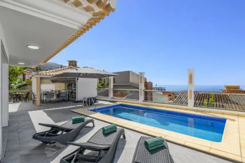 Villa Atlantic Sunrise by Villa Plus