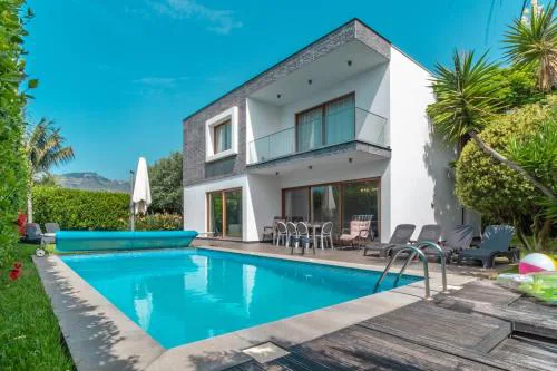 Villa Victorias