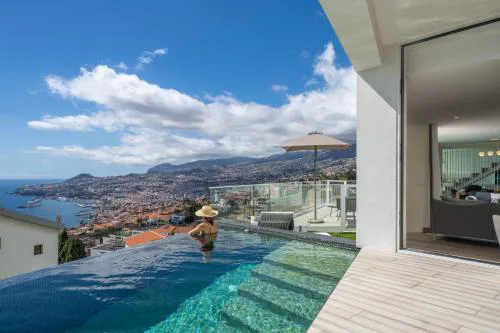 Wonderful Villa 3-Bedroom villa with Pool