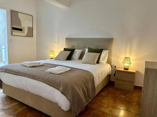 Anita & Leonel's House B