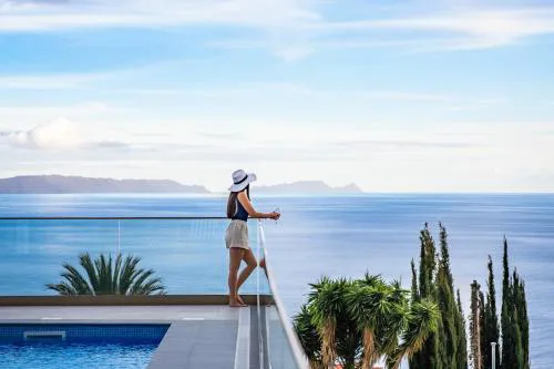 Half Gate Villa - Ocean View & Private Pool
