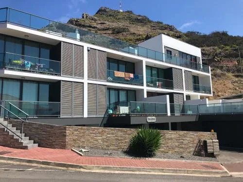 Apto Vista Baía Machico by Susys Holidays