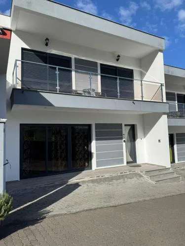 Elegant Terraced Home with FREE Private Parking