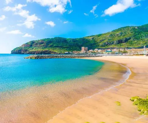 Machico flat center near beach w parking