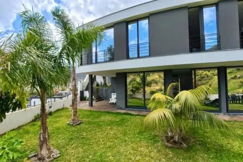 Sal e Pimenta House - A Wellbeing Retreat