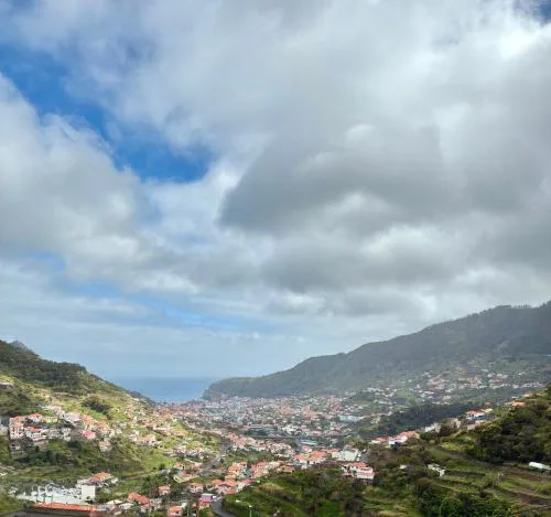 Seaside & Levada Escape