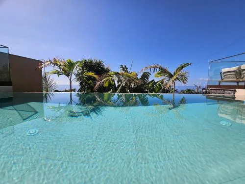 Vila Ladeira dos Zimbreiros - 3 bedroom, Jacuzzi, gym, AC, Pool with optional heated water