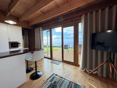 Sunset Eco Shelter 3