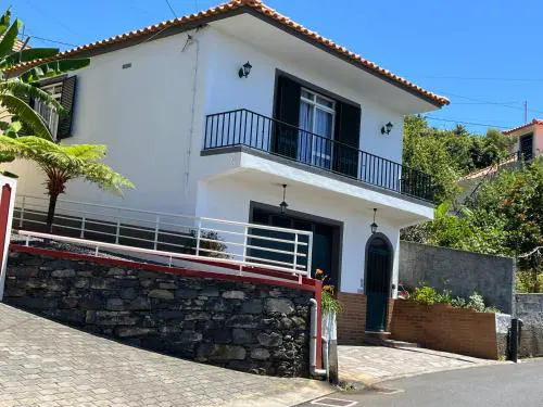 Casa Nova - Maison avec garage, terrasse & Balcon