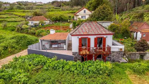 Moniz Ocean Escape BBQ Near Porto Moniz Pools