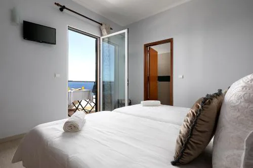 Perola Views Inn by Homie