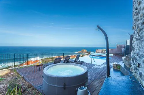 Villa das Escaleiras with Pool and Jacuzzy